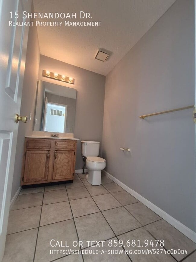 Photo - 15 Shenandoah Dr