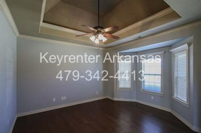 Photo - Gorgeous 4-Bedroom Home Ready to move in ASAP.