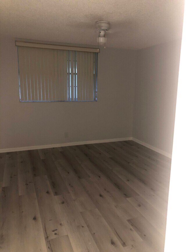 Second room - 2825 SW 22nd Ave Unit 205