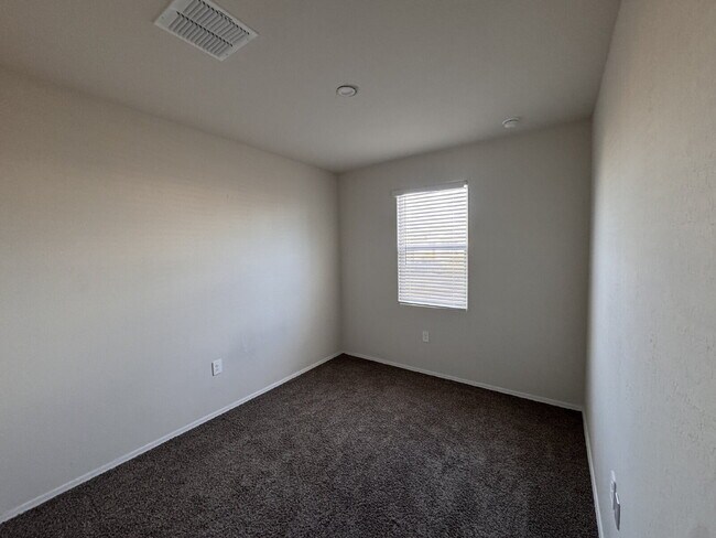 Photo - 5179 E Emery Rd