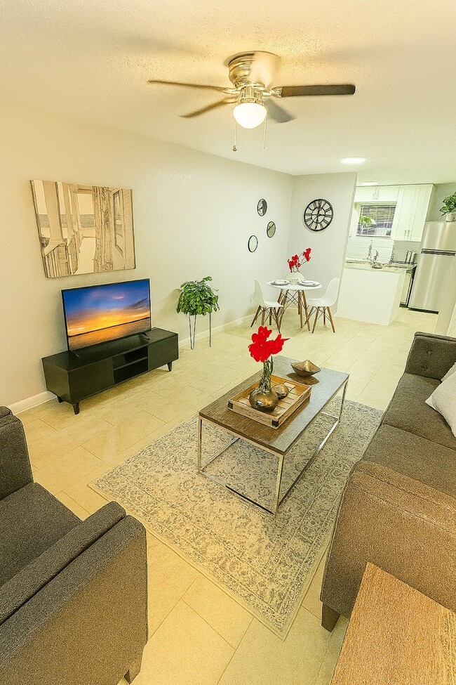 Photo - 3316 N MacGregor Way