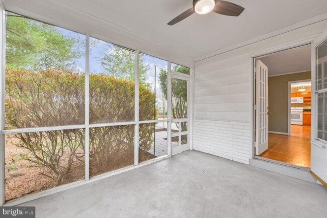 Photo - 6536 Divine St