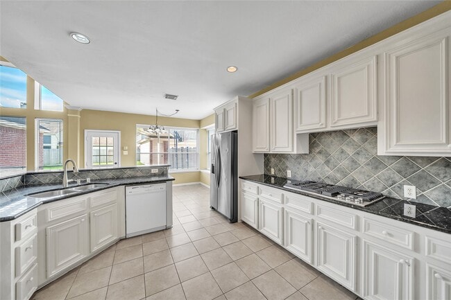 Building Photo - 6415 Coley Park