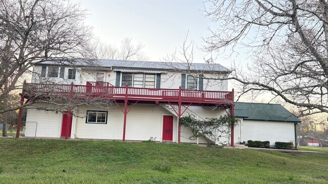 Photo - 3330 Band Rd