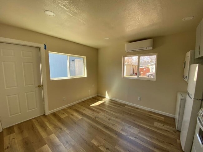 Photo - M343/345 Unit 343