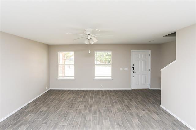 Photo - 707 River Run Dr