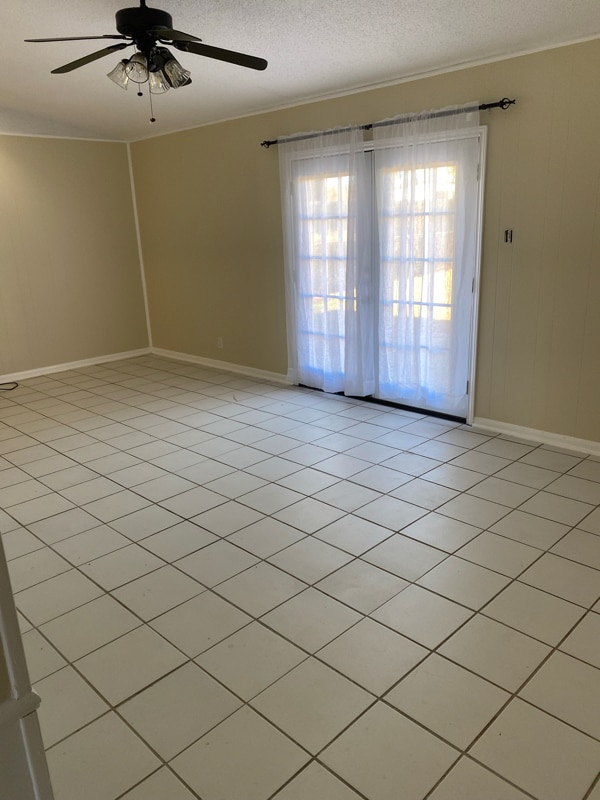 Photo - 2709 Shawn Dr