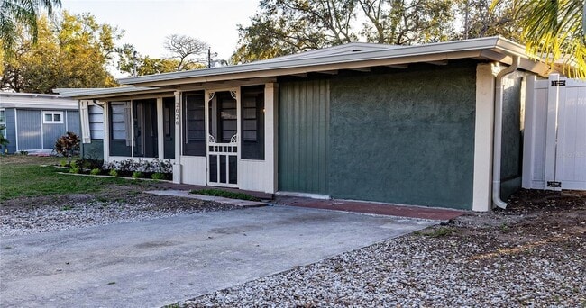 Photo - 2026 Sunset Ln