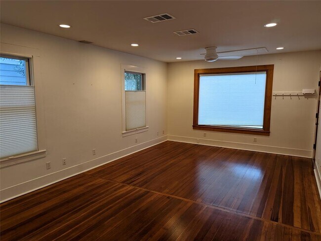 Photo - 506 Nelray Blvd