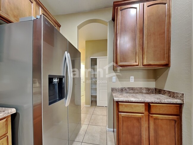 Photo - 11709 W Jefferson St