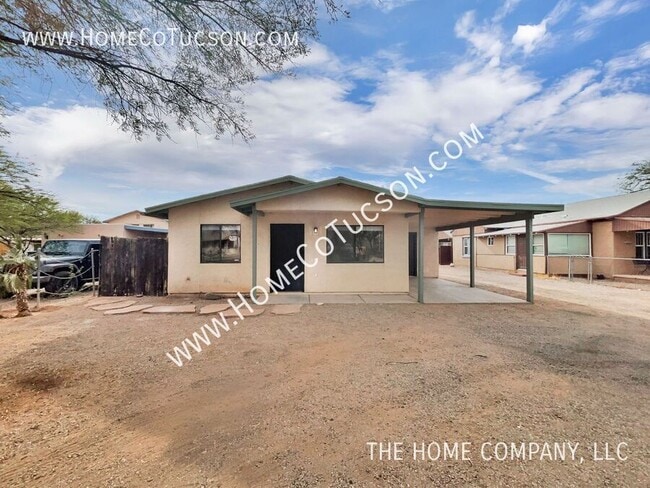 Building Photo - 2525 N Fair Oaks Ave Rental