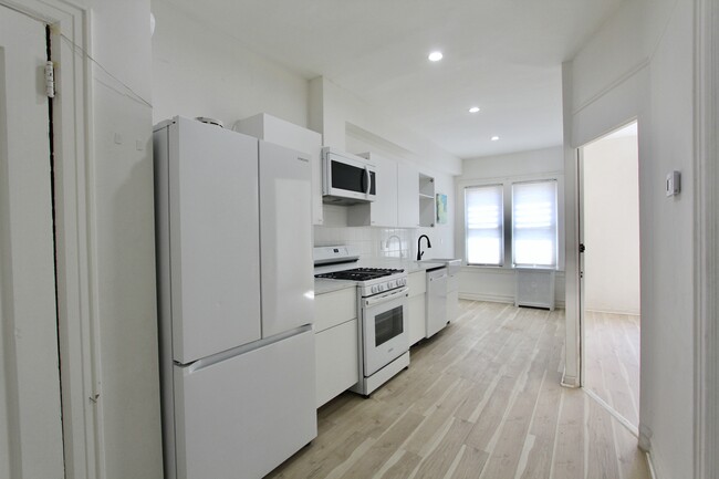 Photo - 3936 Skillman Ave Townhome