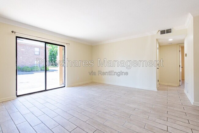 Photo - 106 E Florence Ave Unit 13