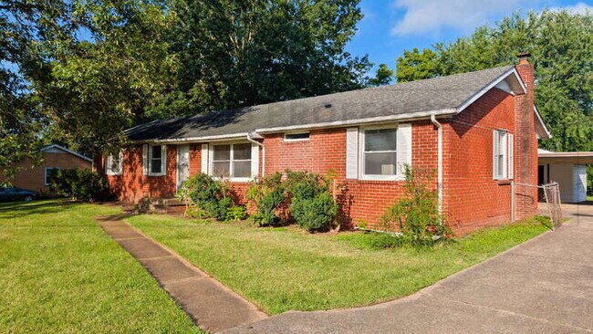 27 Binks Dr
