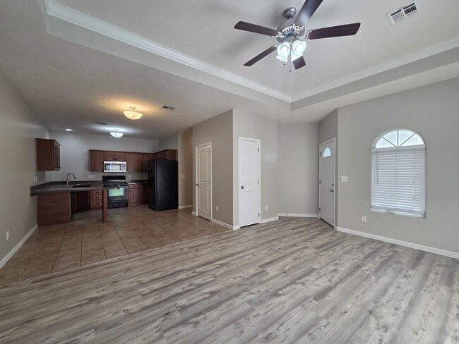 Photo - 376 Michael's Ct Unit 1