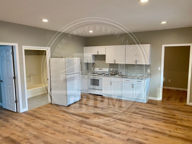 Photo - 228 Weir St Apartment Unit 1R