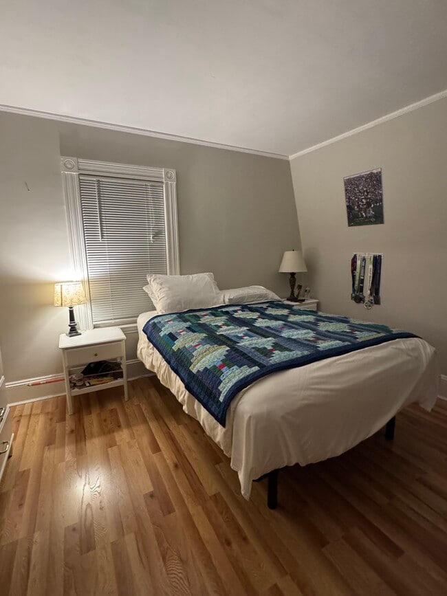 Photo - 204 Bridge St Unidad 2