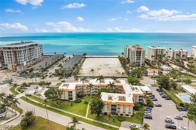 Photo - 1100 Gulf Shore Blvd N Unidad 301