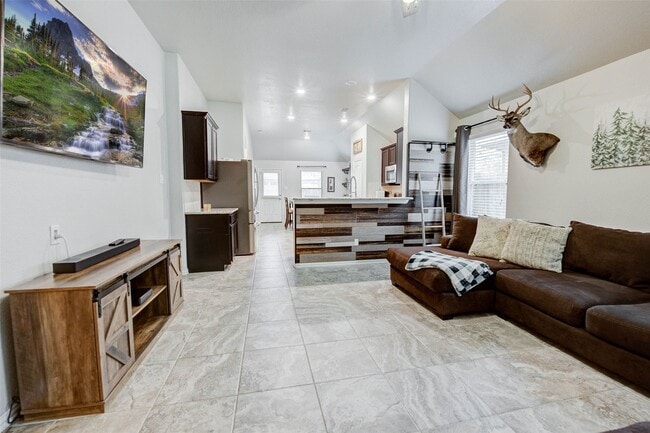 Photo - 16715 Peralta Bay Cir