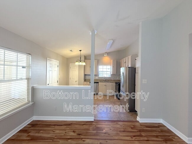 Photo - 511 Kingville Dr