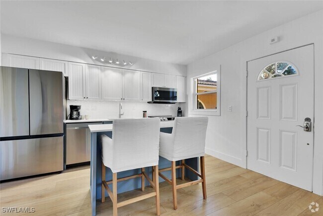 Building Photo - 980 7th Ave S Unit 204 Rental