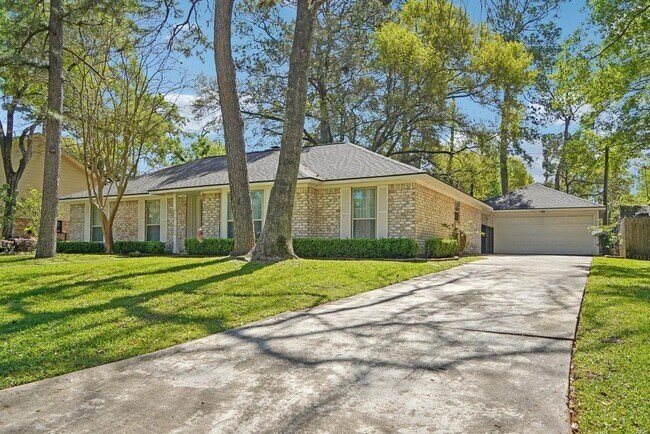 Photo - 5923 Pinewood Springs Dr
