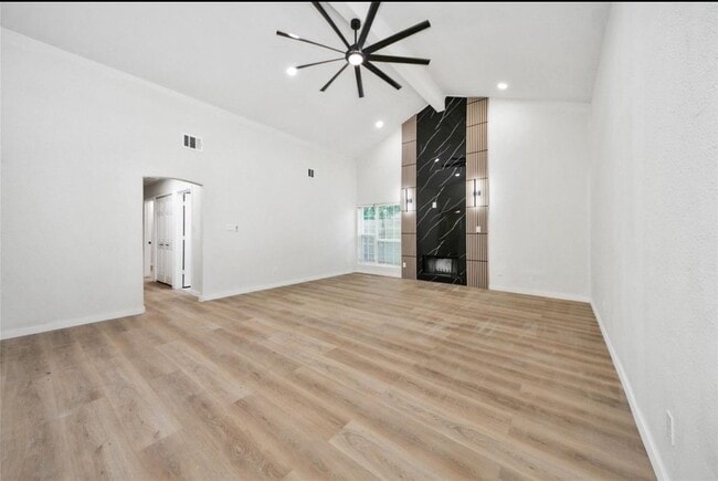 Photo - 15719 Baytree Dr