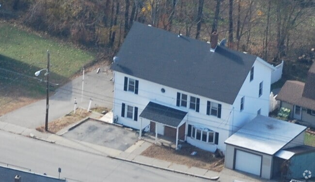 Building Photo - 237 Pleasant St Unit 237 Rental