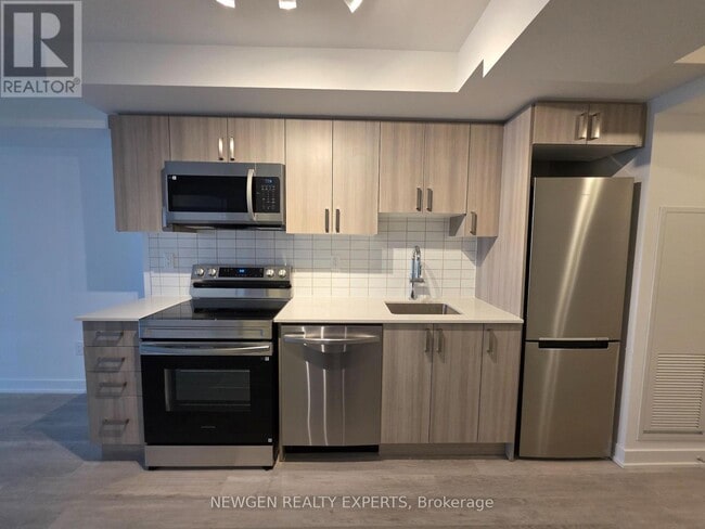 Photo - 1010 Sandy Beach Rd Unité 2009