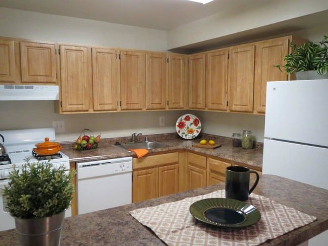 Photo - Auburn Manor