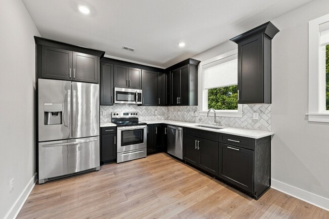801 Cherokee Ave