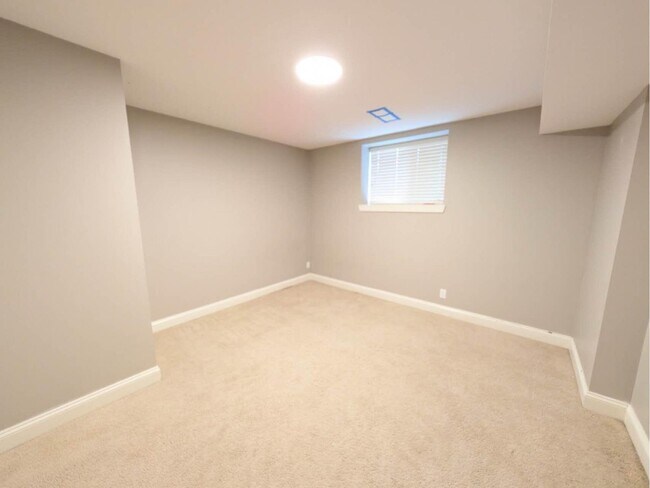 211XX-2183A 83A Ave