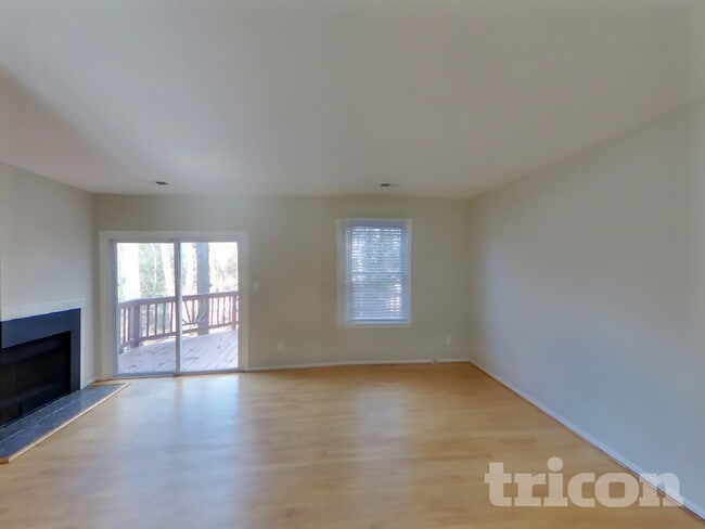 Photo - 337 Wye Mill Ct