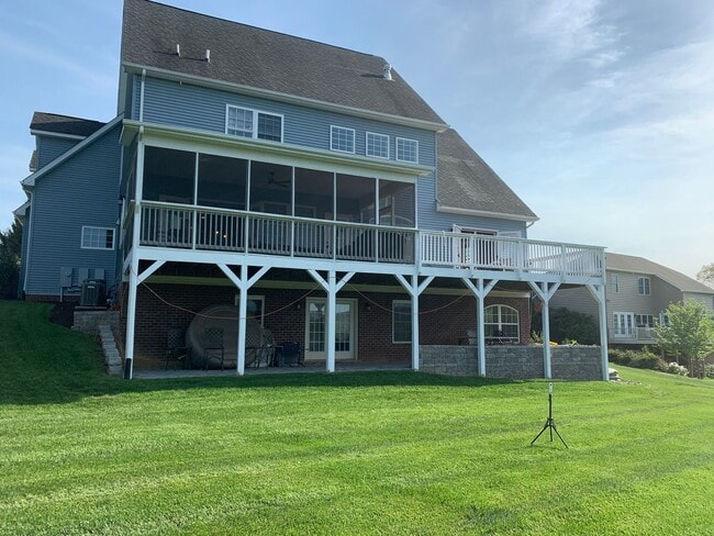 Photo - 2020 Northside Dr