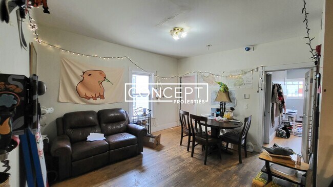 Photo - 131 Brook St Unit 3