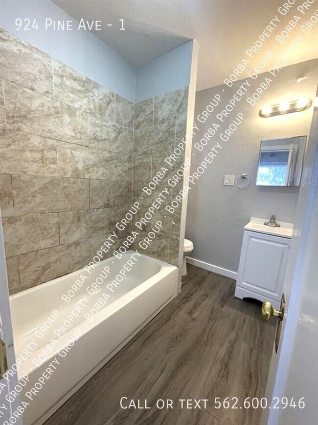 Photo - 924 Pine Ave Unit 1