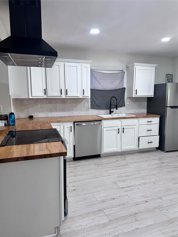 Photo - 1632 58th St W