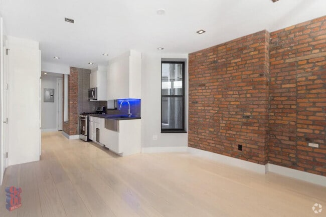 Building Photo - RIDGE ST. Rental