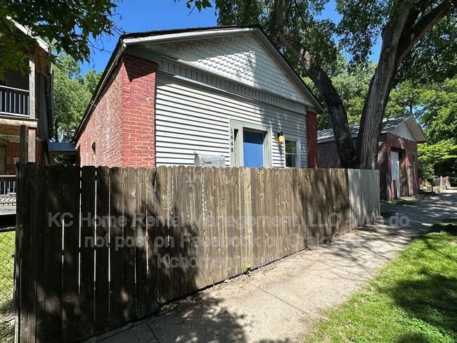 Photo - 1648 Jefferson St