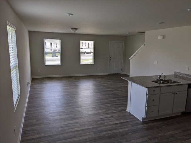 Photo - 3-Bedroom End Unit Townhome w/ Garage-Salisbury