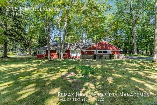 Building Photo - 6195 N Woodlane Dr Rental