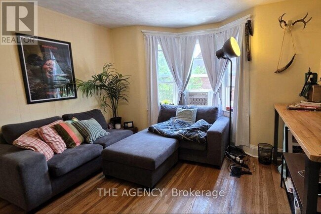 Photo - 613 Delaware Ave N