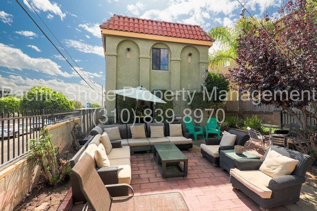 Building Photo - 112 Dudley Ave Unit A