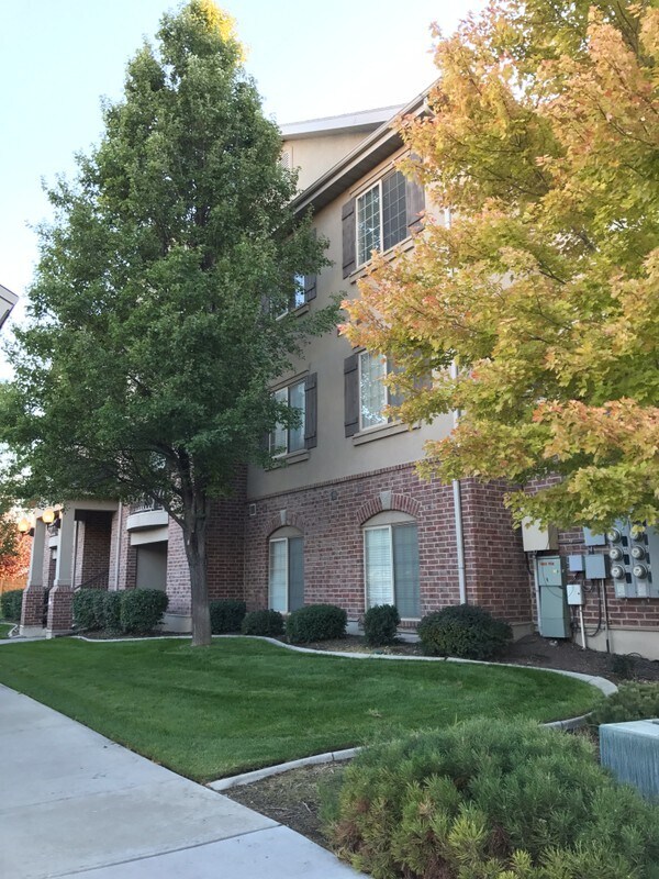 Photo - 165 S Pleasant Grove Blvd Unit 48