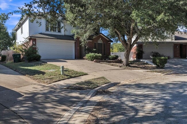 Photo - 403 Paso Fino Cove