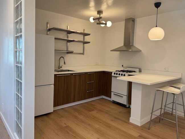 Photo - 3261 Del Mar Ave Unit 3261