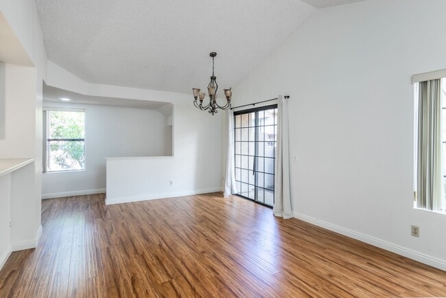 Photo - 2392 Archwood Ln Unidad Archwood Lane