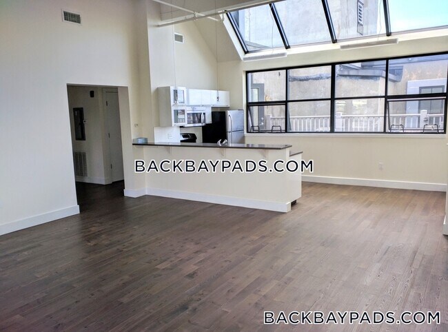 Photo - 1126 Boylston St Unit 701
