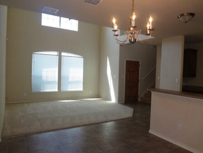 5405 Soledad Dr