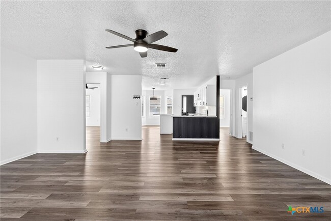 Photo - 4408 Janelle Dr